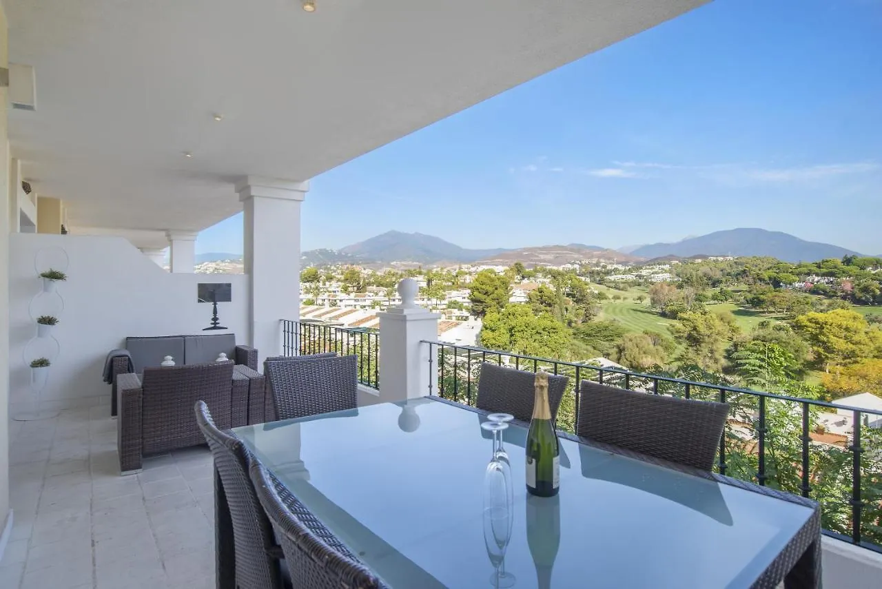 2 Bedroom Apartment Next To Porto Marbella
