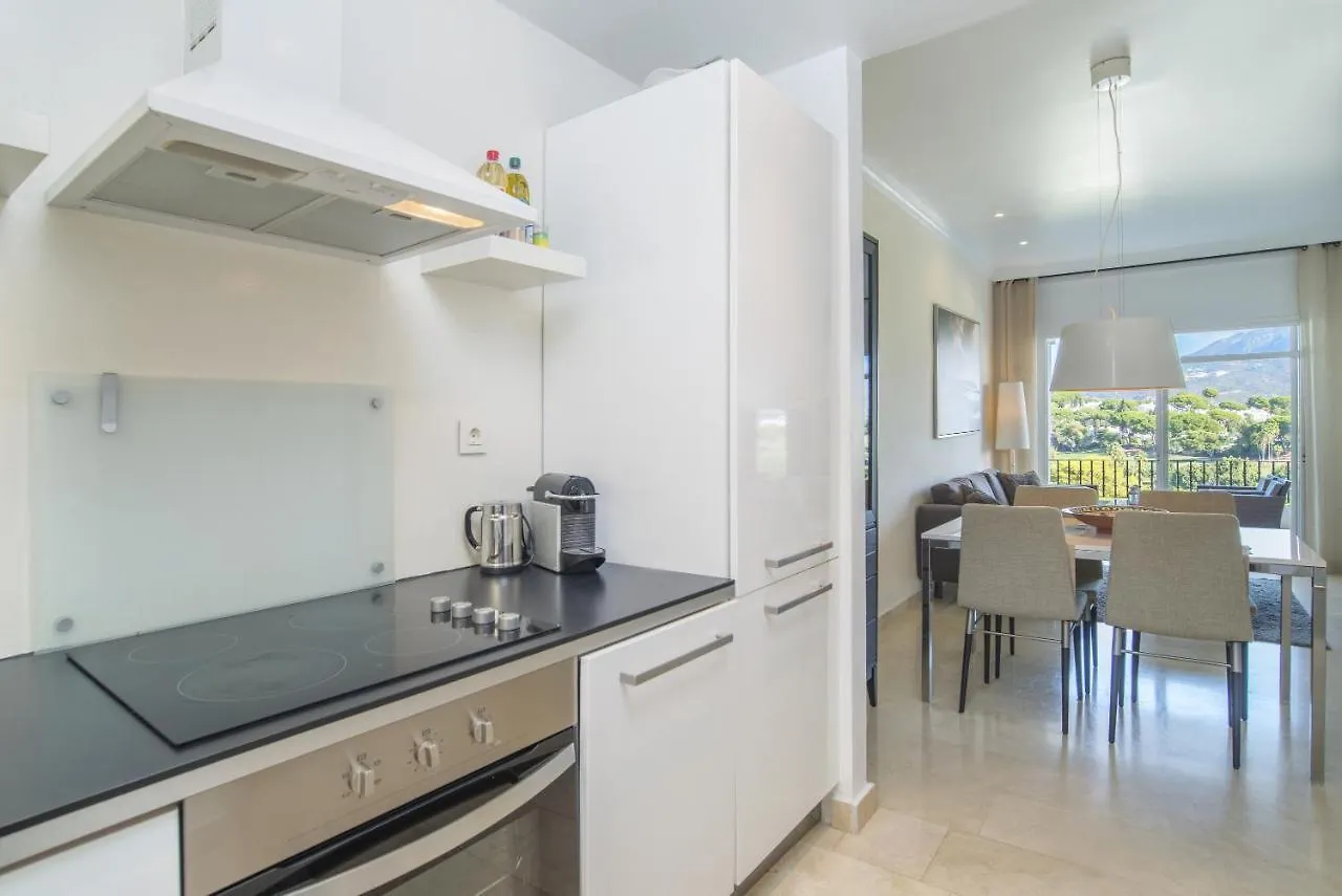 2 Bedroom Apartment Next To Porto Marbella Spain